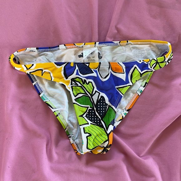 Body glove bikini bottom - Picture 1 of 1